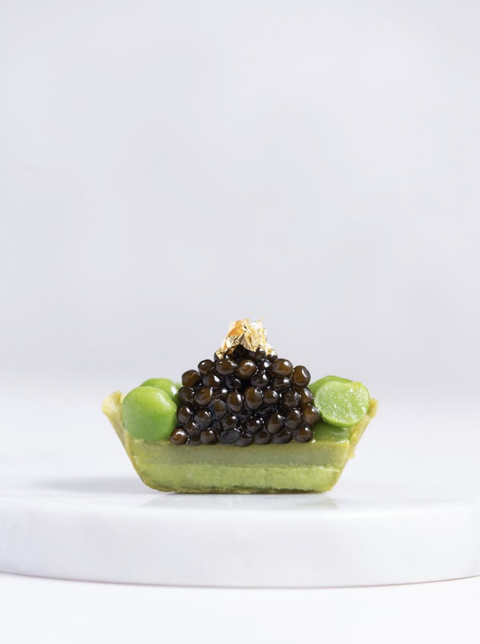 Amuse bouche of green pea and T'lur caviar (Photo: Potager)