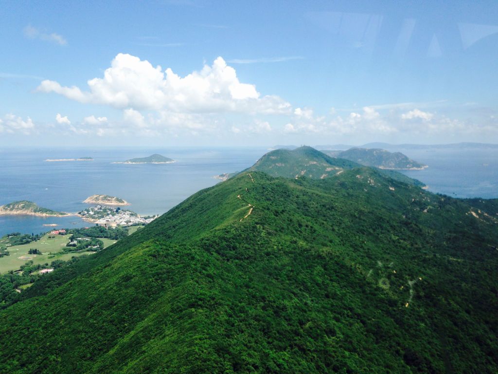 This image shows a photo of the Dragon's Back, Shek O, taken from a Heliservices helicopter, is part of a tour offered by a new app 'Viator' in Hong Kong. 21JUN16 [03JUNE2016 SOMETHING NEW POST MAGAZINE] (Photo by Rachael Barker/South China Morning Post via Getty Images)