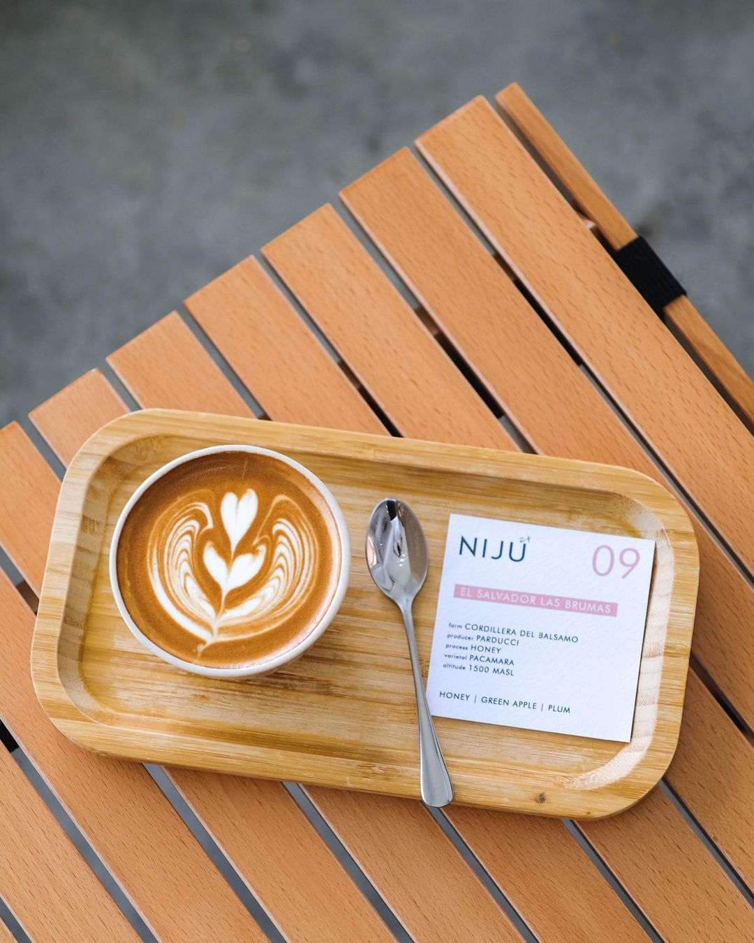 White coffee at Niju Coffee Hub (Photo: Instagram / @nijucoffeehub)