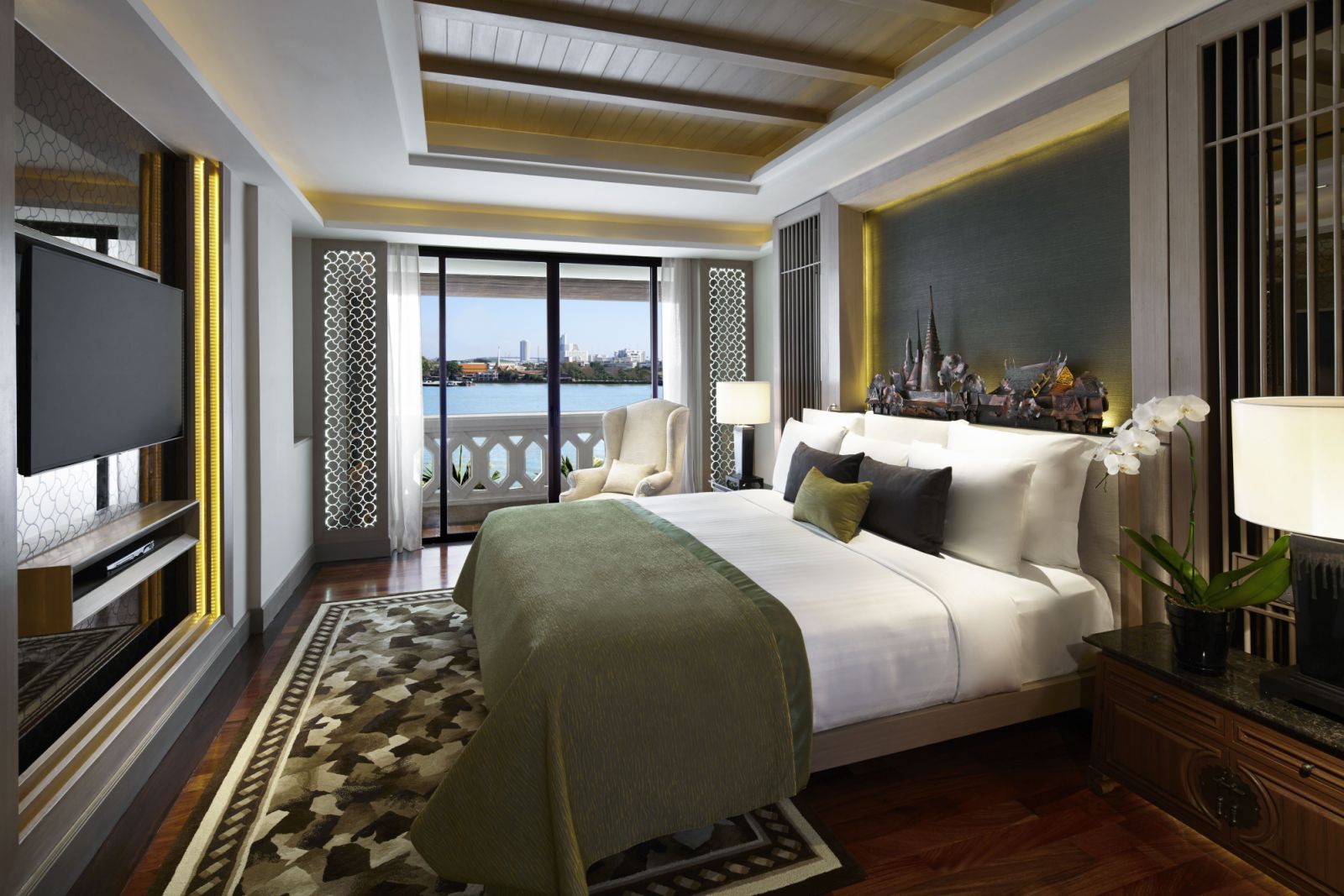 Two Bedroom River View Chao Phraya Suite master bedroom at Anantara Riverside Bangkok Resort