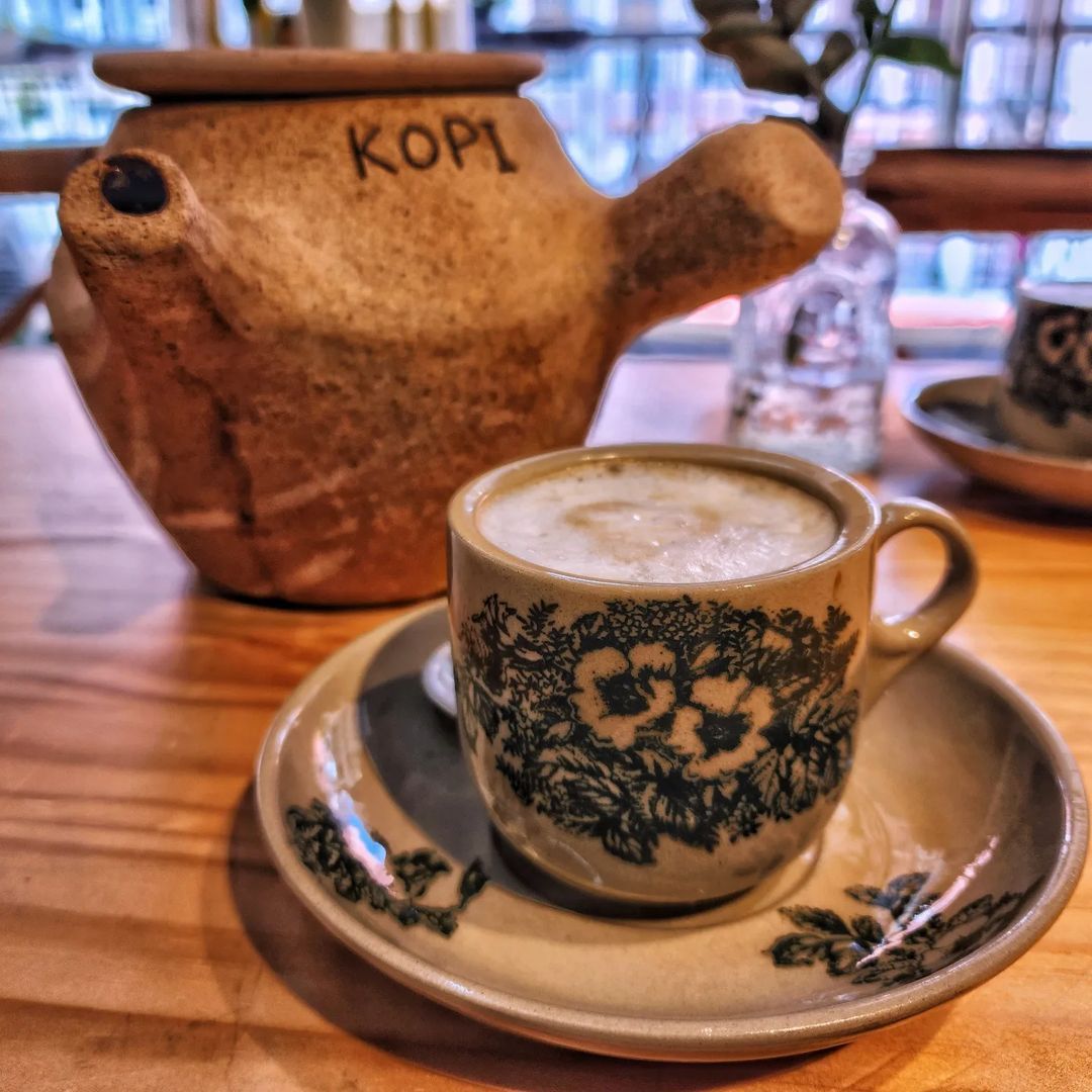 Nanyang Kopi Kia Claypot Coffee (Photo: Instagram / @delee_cious)