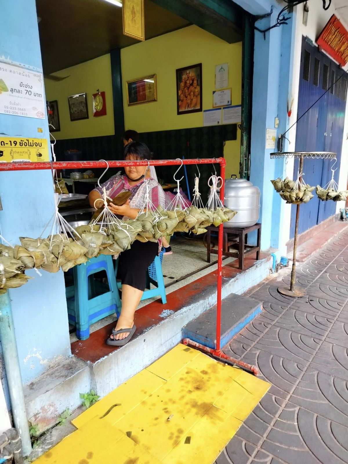 Street food at Talat Noi