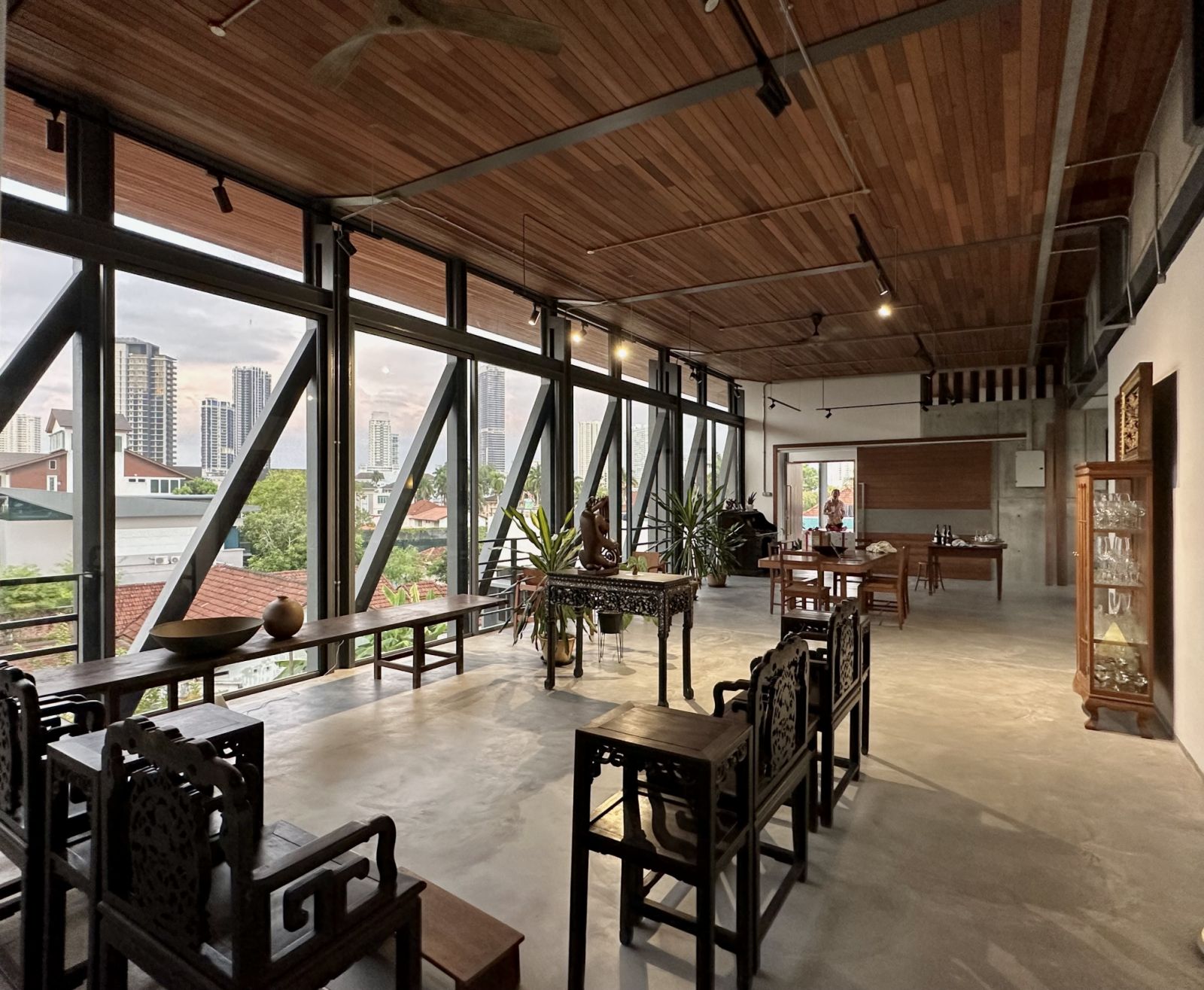 The loft affords an amazing view of the surroundings (Photo: Lin Ho)