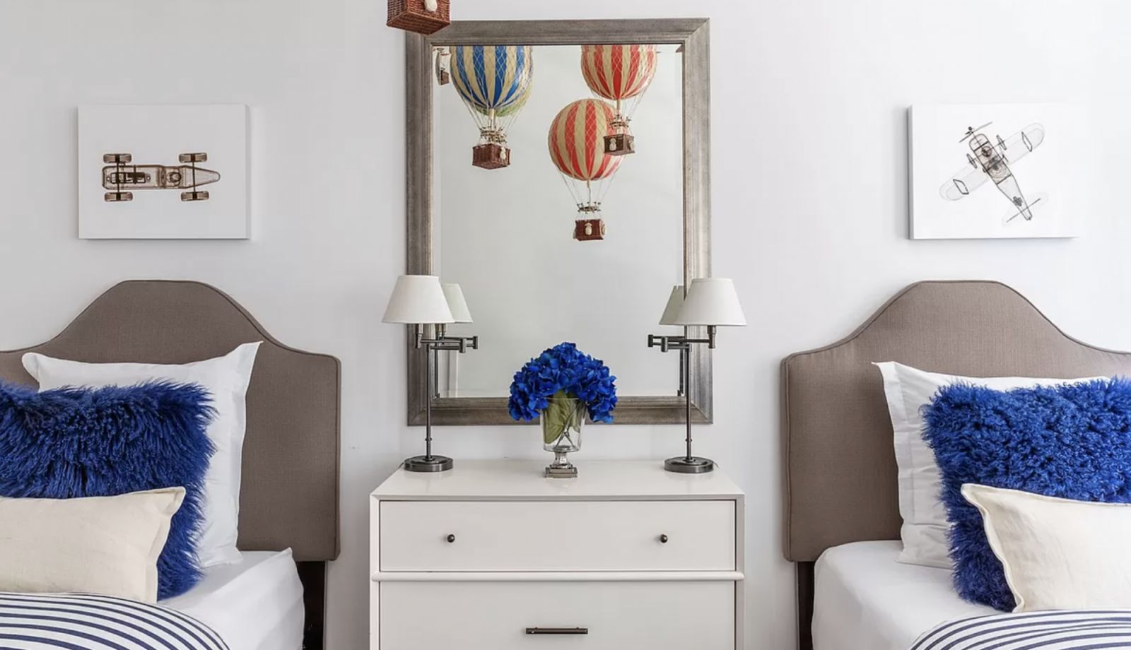 One of the bedrooms (Photo: Courtesy Brown Harris Stevens)